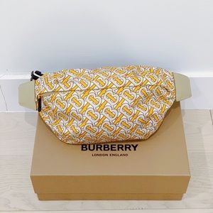 [SOLD] Burberry Bum Bag TB Monogram Nylon Medium Neutral